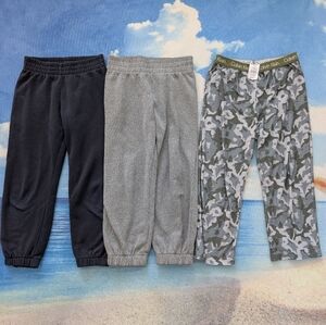 3pairs of 6Y fleece pants
